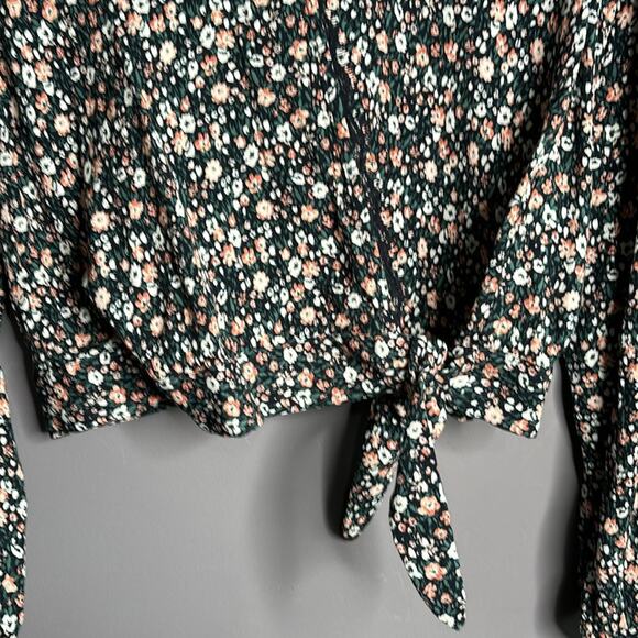 Abercrombie & Fitch Green and Pink Floral Long Sleeve Wrap Blouse Lace Trim Sz S - Picture 3 of 8